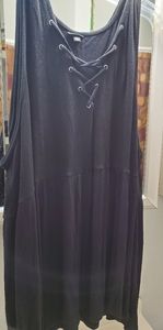 Torrid size 5 sleeveless shirt